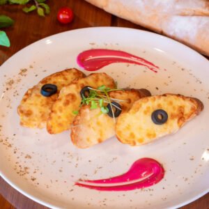 GARLIC BREAD PLAIN/ CHEESE